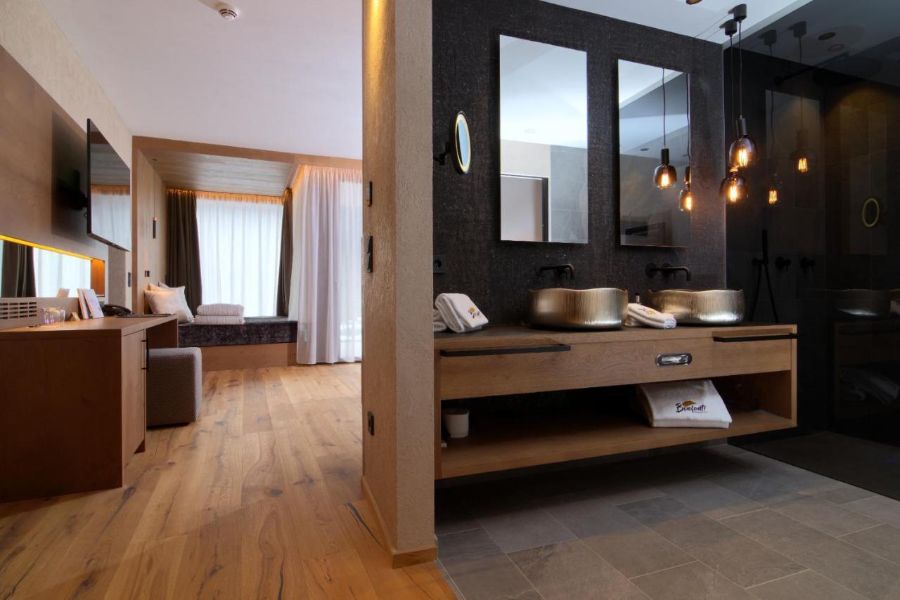 Bonfanti Design Hotel Chienes Exterior foto